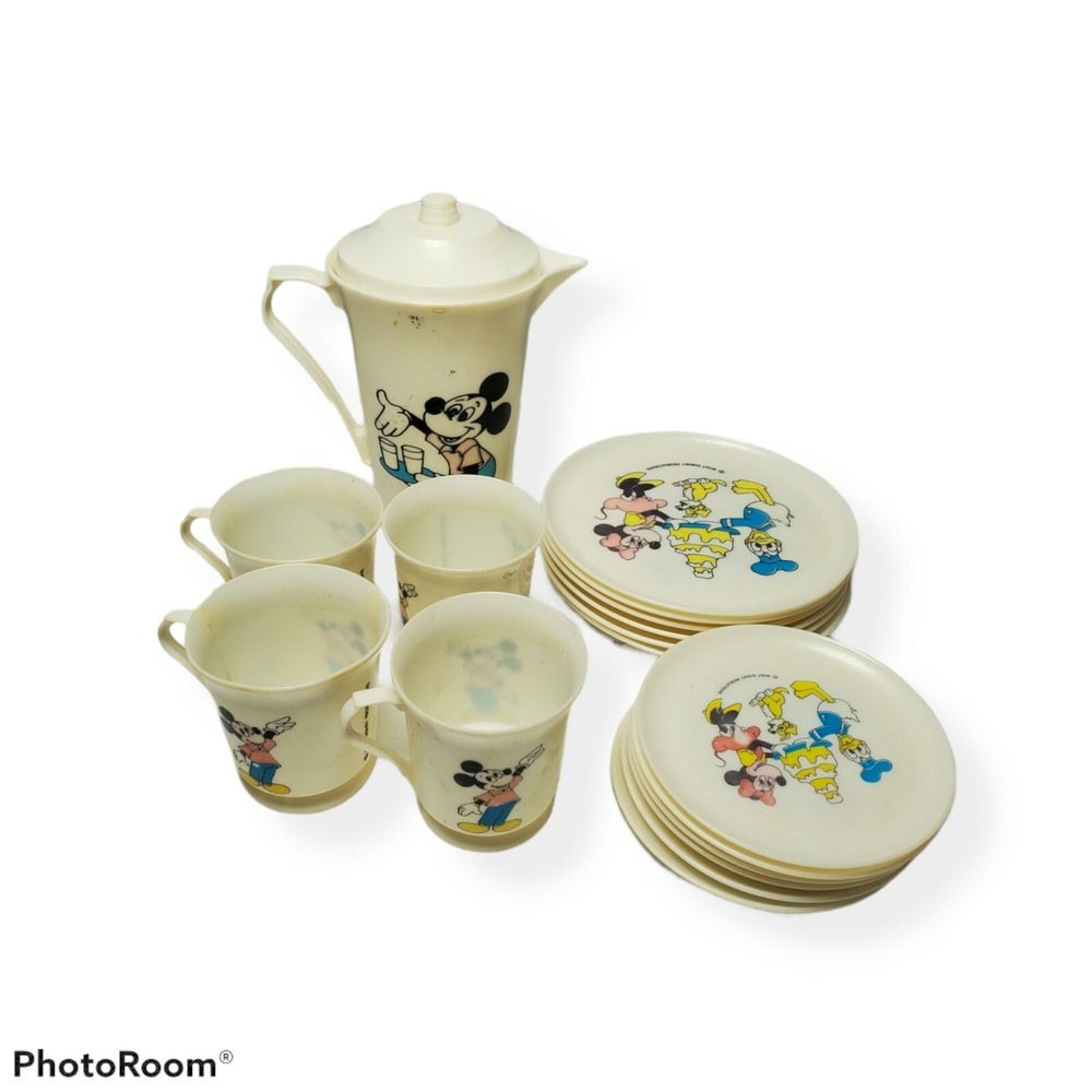Vintage‎ 1970s 17 Pc Walt Disney Mickey Mouse Club Plastic Child's Tea Set